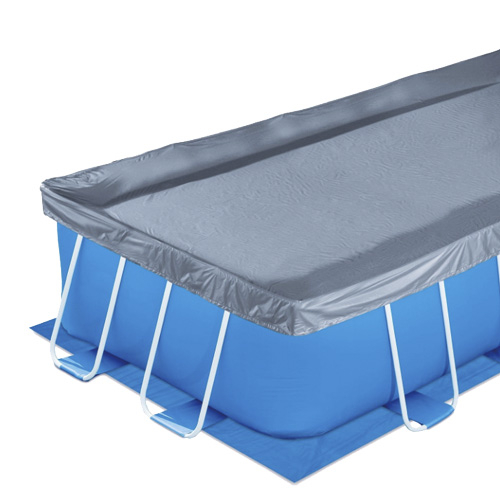 Cobertor de color gris en piscina rectangular