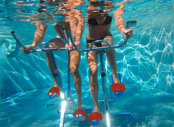Poolbiking Evolution aquabike pool